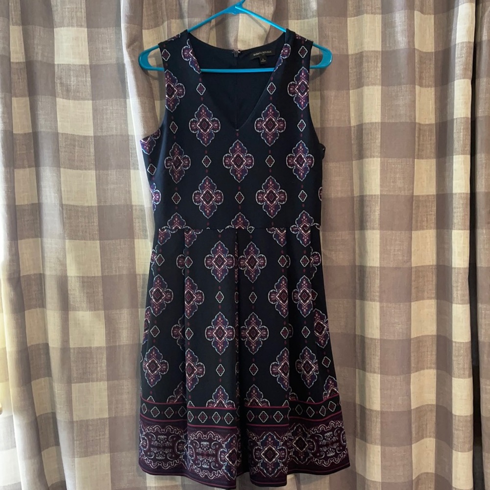 Banana republic size small midi dress